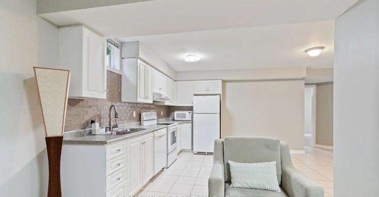 47 Timber Lane, Vaughan, ON, L4L 3J6 - 12