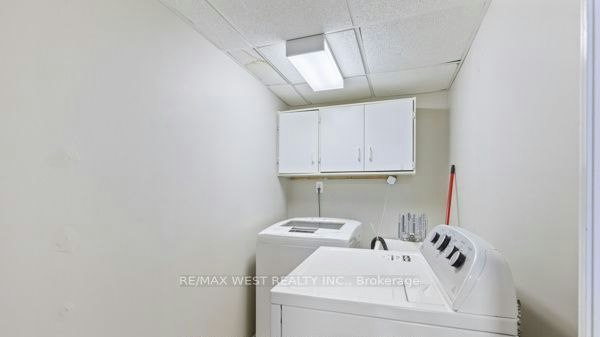 47 Timber Lane, Vaughan, ON, L4L 3J6 - 8