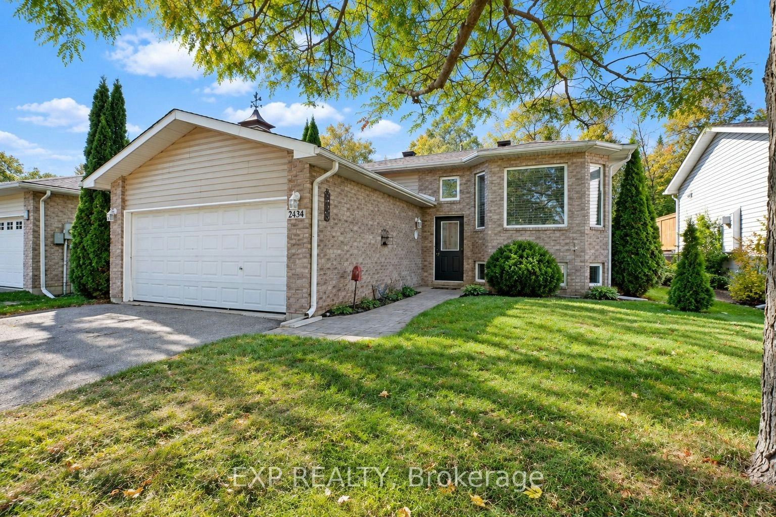 2434 Ralph Street, Innisfil, ON, L9S 2G4