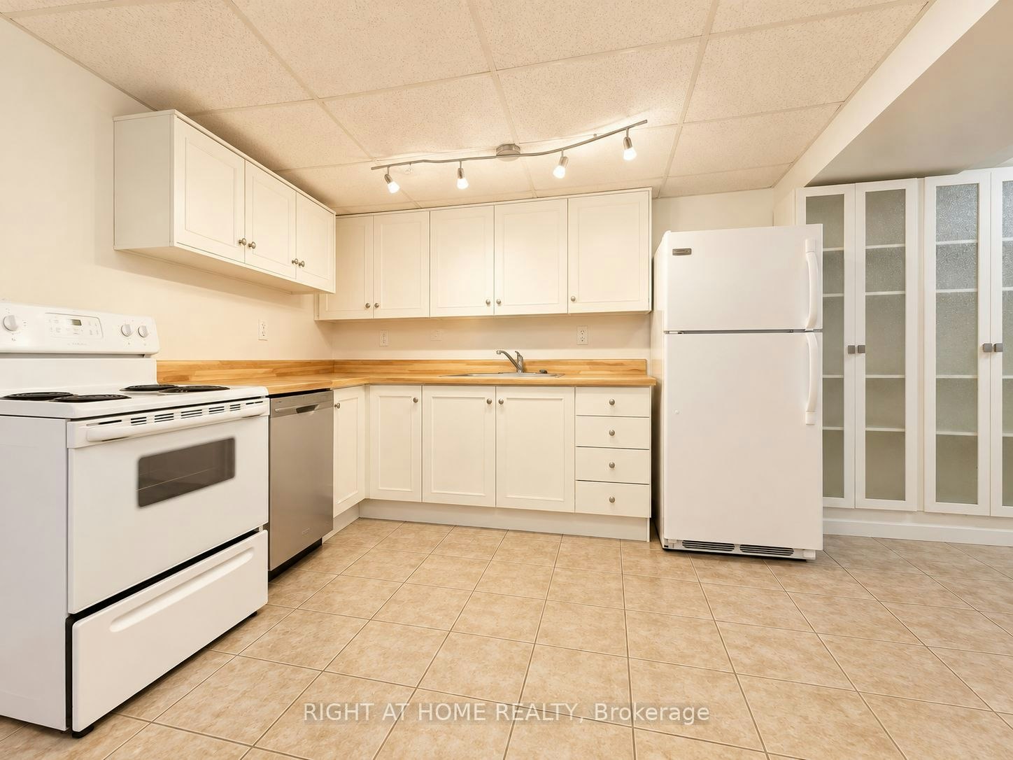 Basement-72 Monkswood Crescent, Newmarket, ON, L3Y 2K1 - 10