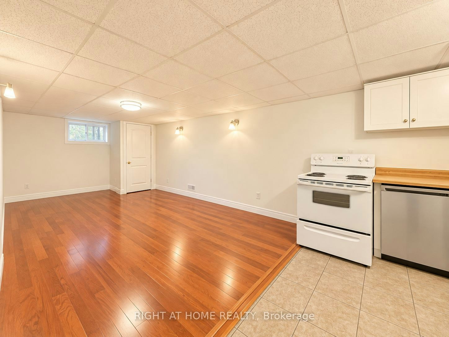 Basement-72 Monkswood Crescent, Newmarket, ON, L3Y 2K1 - 9