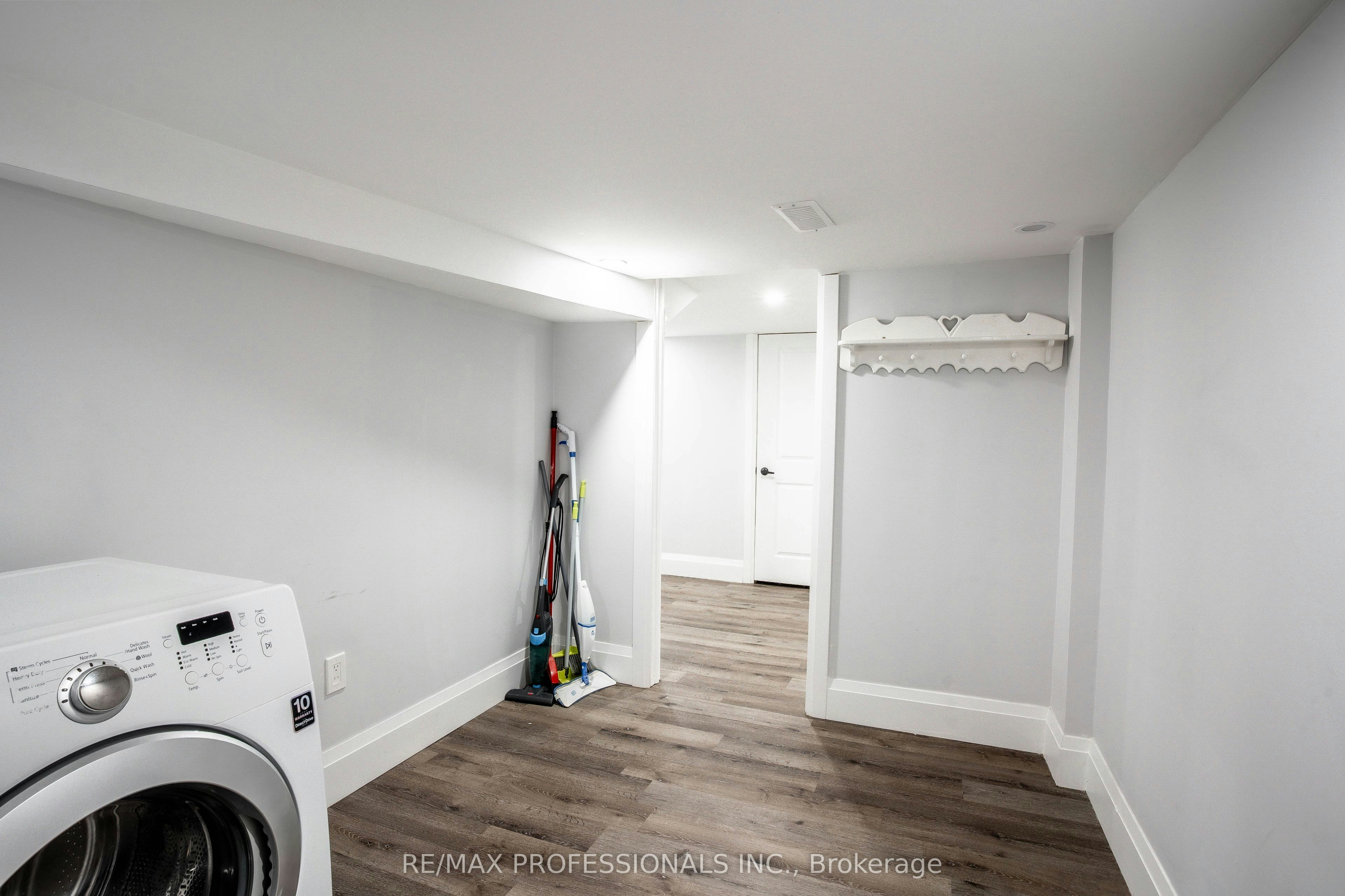 Lower-129 Hutchinson Drive, New Tecumseth, ON, L9R 1M4 - 23