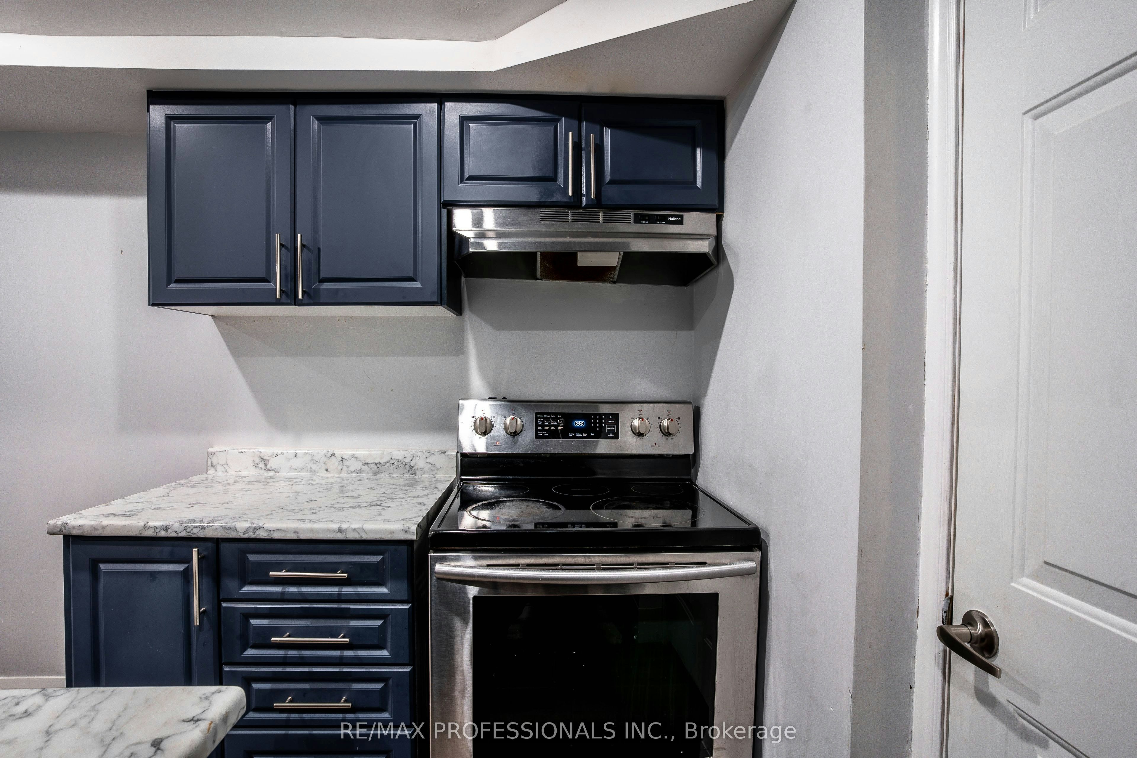 Lower-129 Hutchinson Drive, New Tecumseth, ON, L9R 1M4 - 7