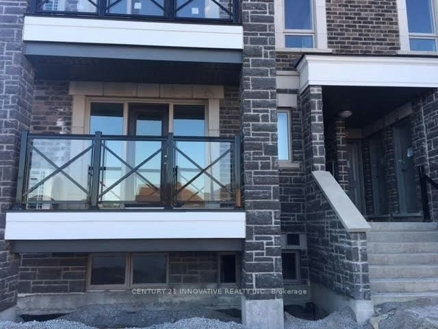 1202-11 Dunsheath Way, Markham, ON, L6B 1N3