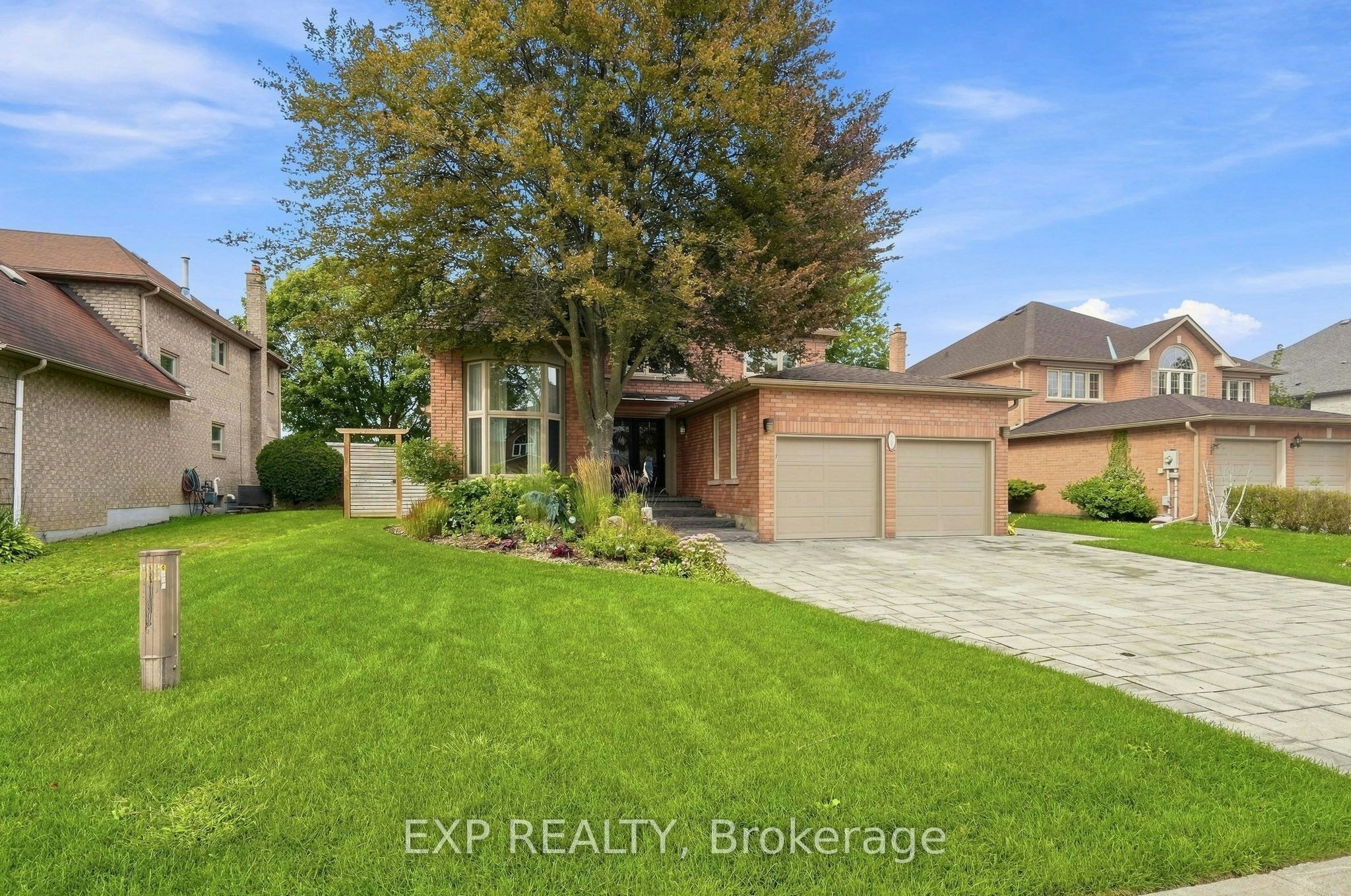 655 Culler Mews, Newmarket, ON, L3X 1V8