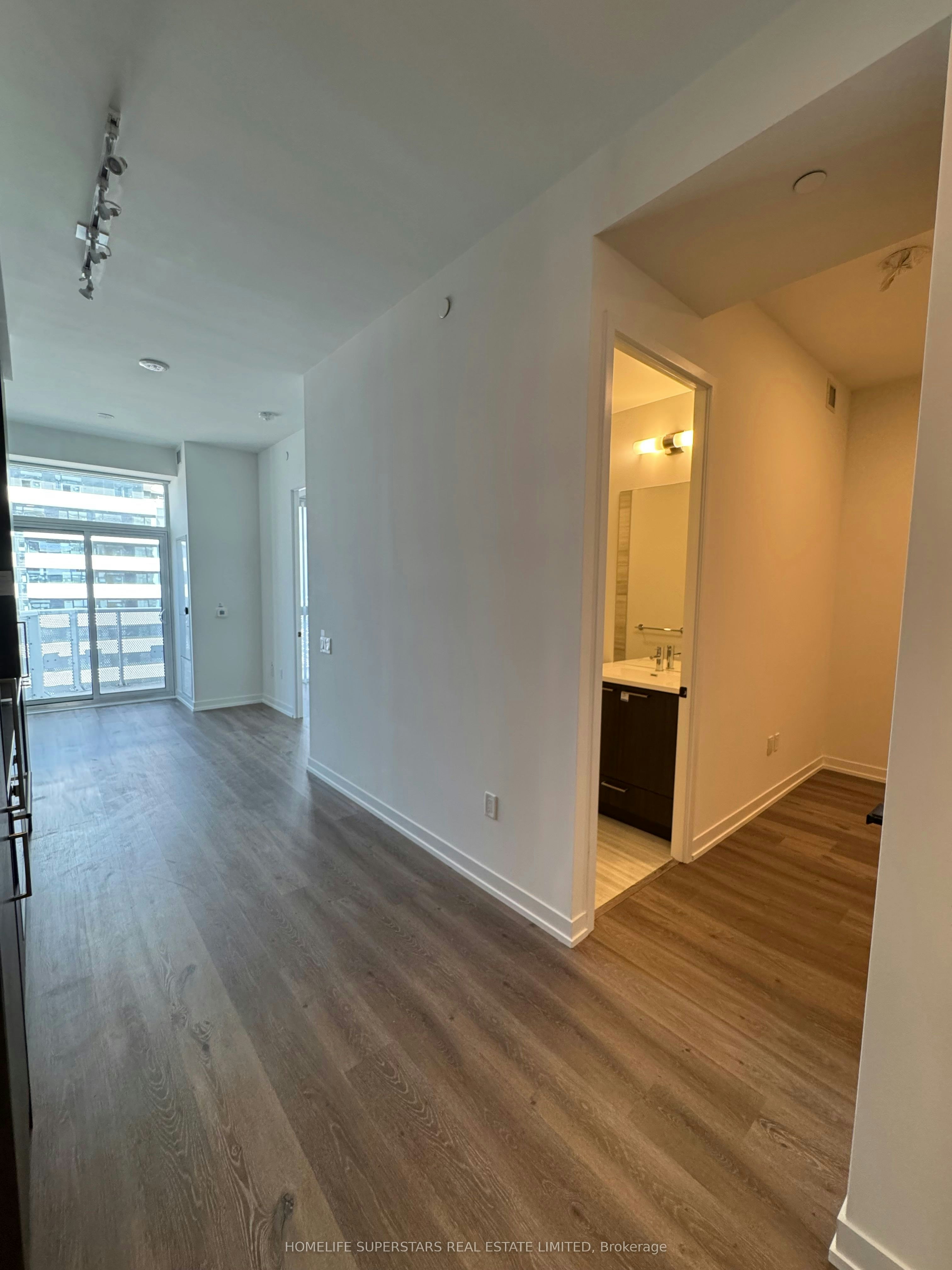 5815-225 Commerce Street, Vaughan, ON, L4K 0R1 - 16