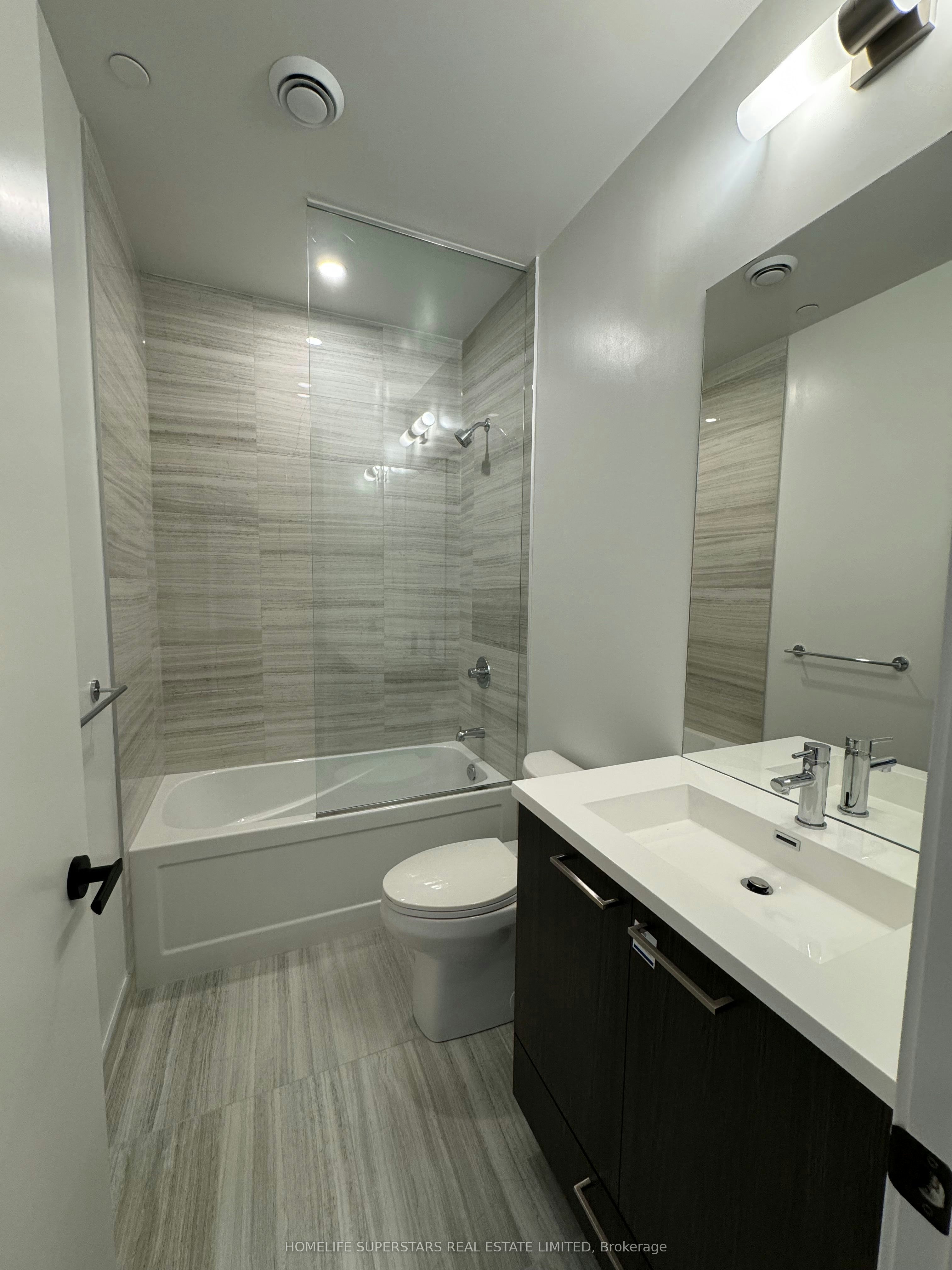 5815-225 Commerce Street, Vaughan, ON, L4K 0R1 - 14
