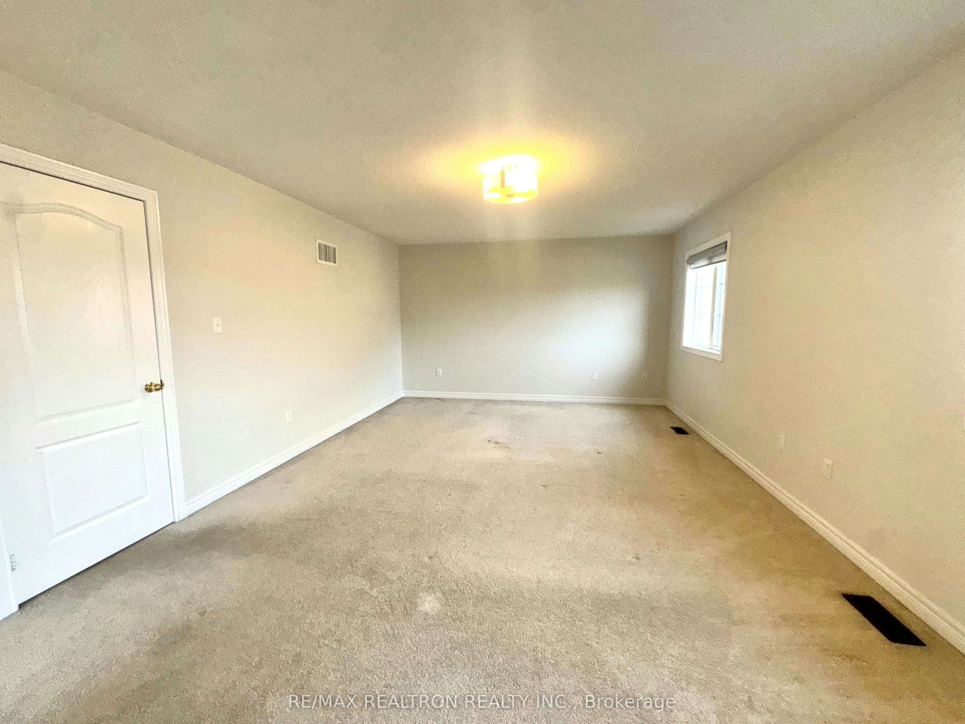 1306 Blencowe Crescent, Newmarket, ON, L3X 0C4 - 14