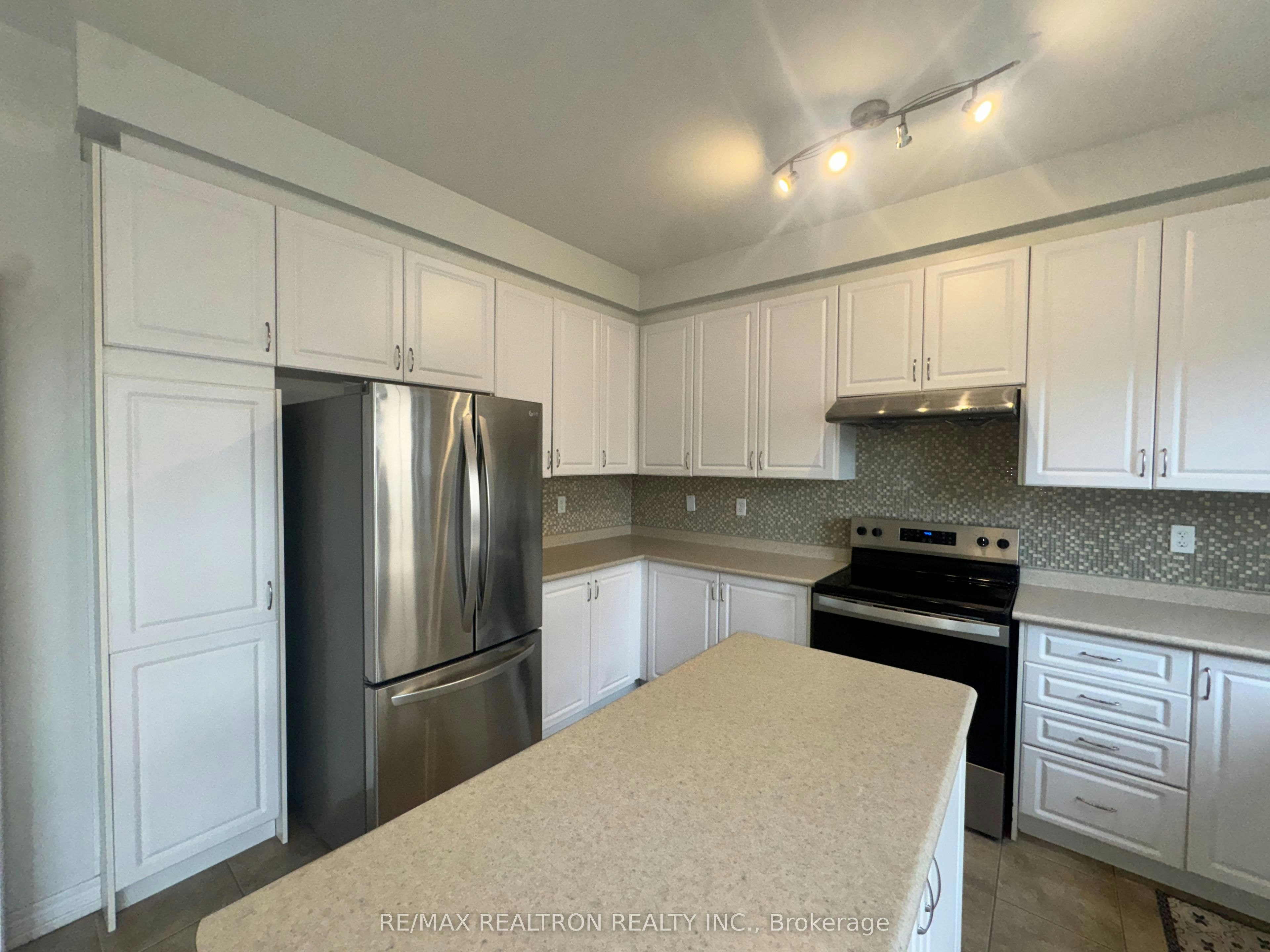 1306 Blencowe Crescent, Newmarket, ON, L3X 0C4 - 10