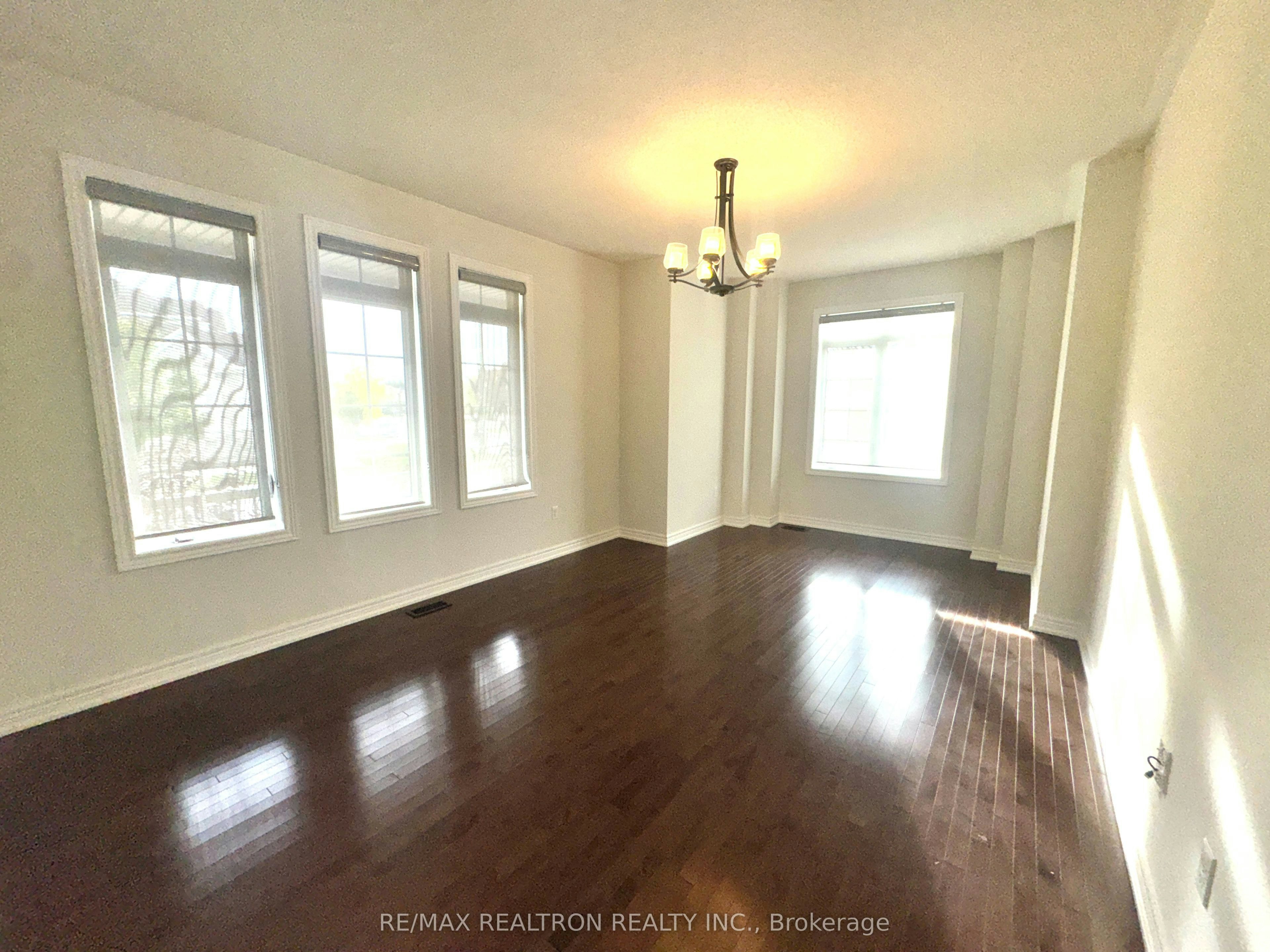 1306 Blencowe Crescent, Newmarket, ON, L3X 0C4 - 12