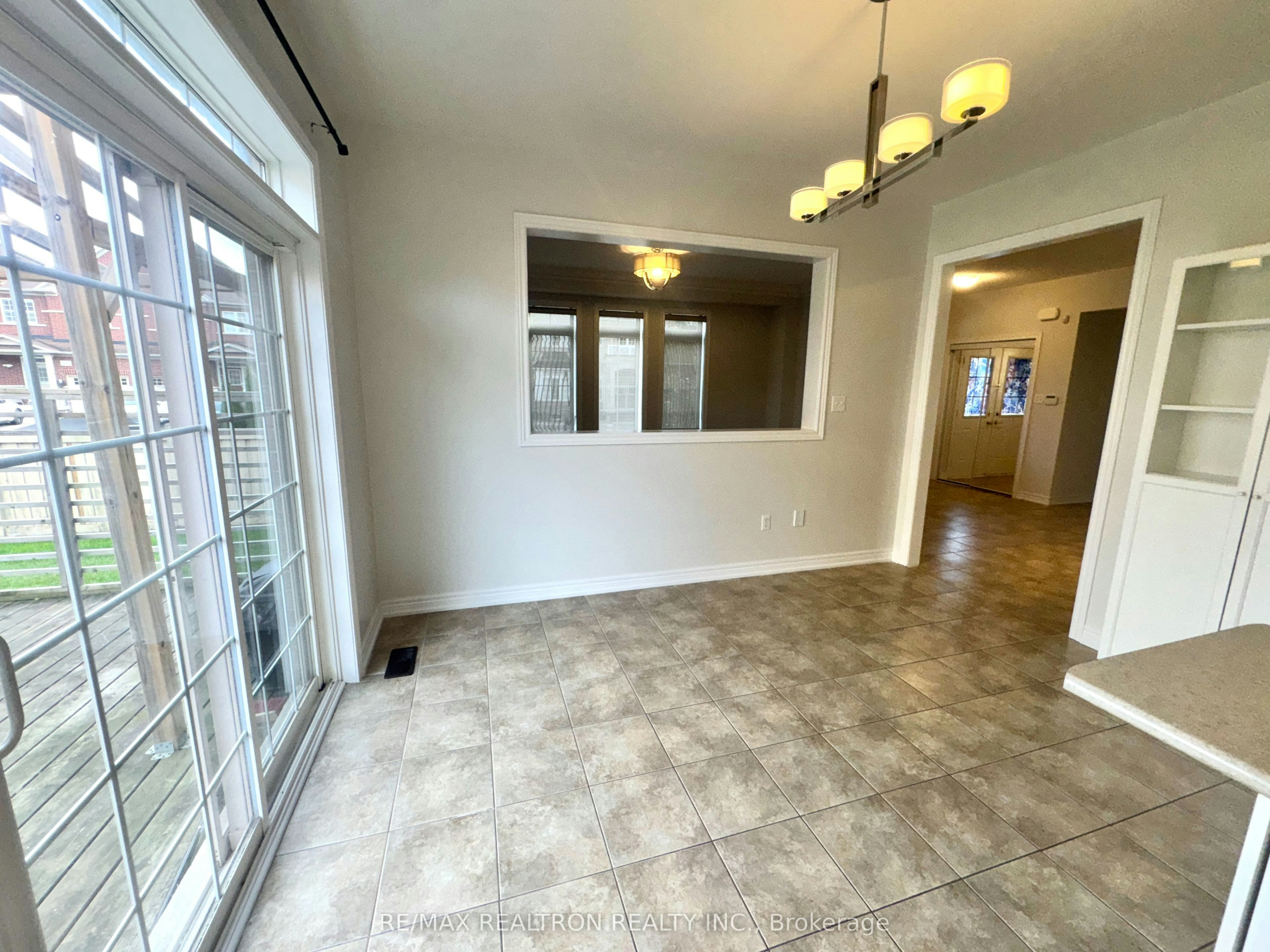 1306 Blencowe Crescent, Newmarket, ON, L3X 0C4 - 9