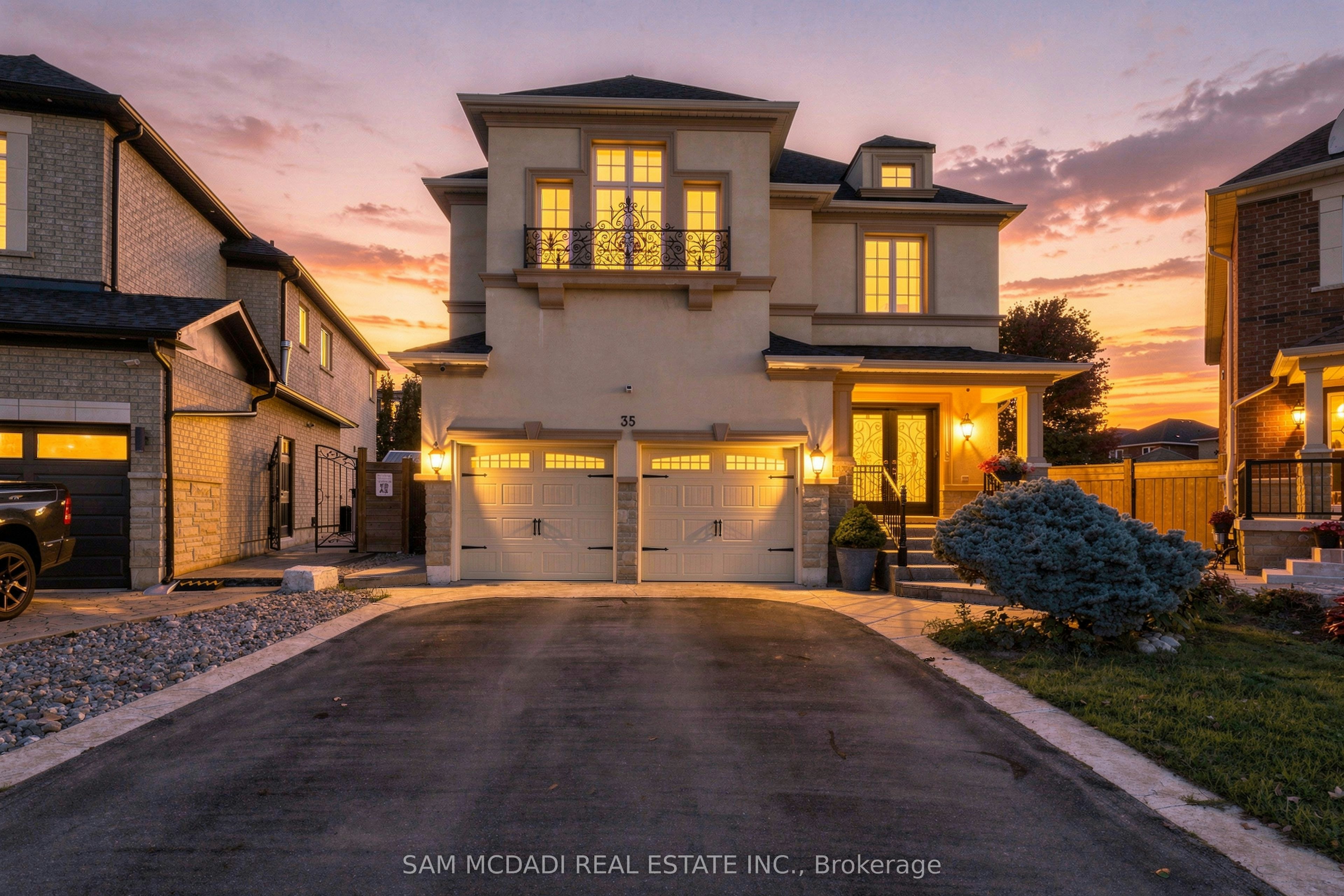 35 Tiana Court, Vaughan, ON, L4H 0C8
