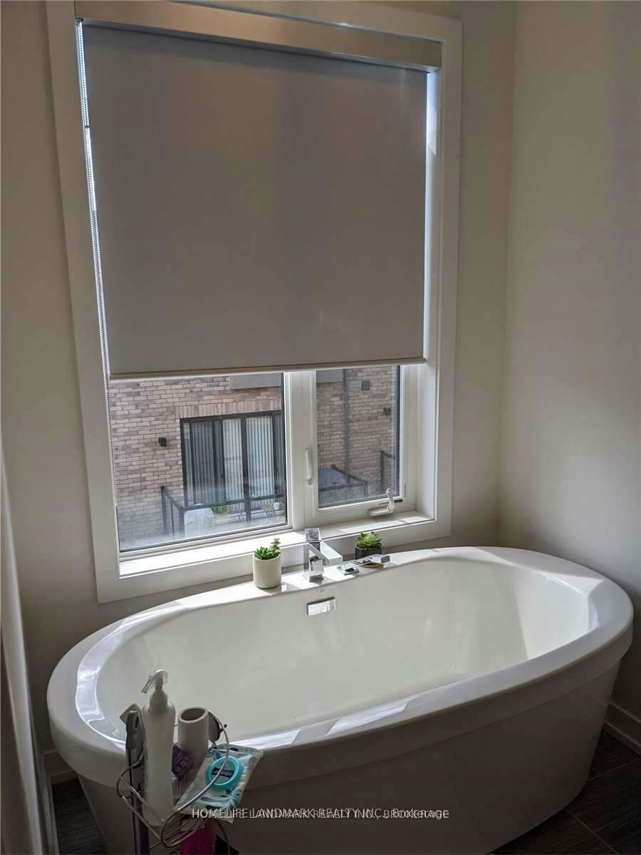 10 Glenngarry Crescent, Vaughan, ON, L6A 4Z4 - 17