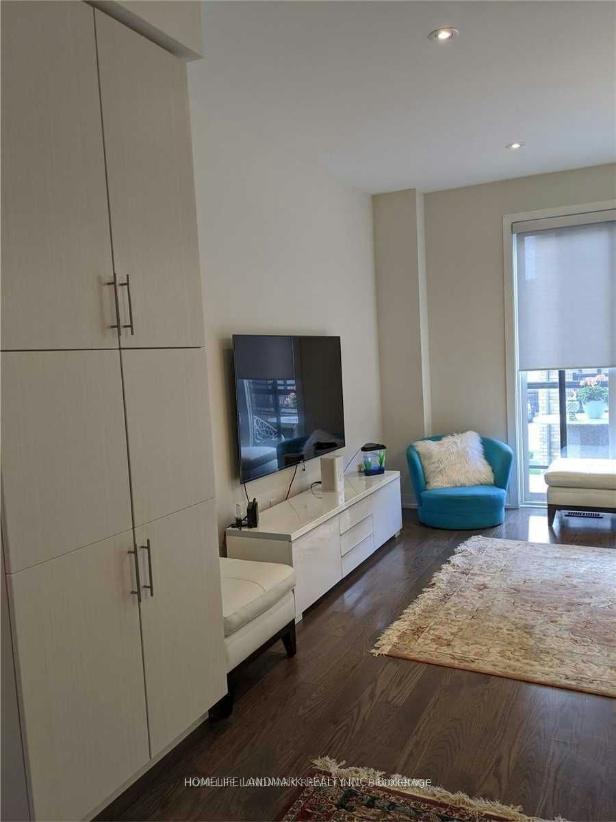 10 Glenngarry Crescent, Vaughan, ON, L6A 4Z4 - 5