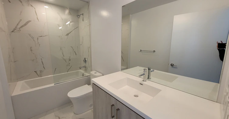 1208-60 Honeycrisp Crescent, Vaughan, ON, L4K 0M7 - 9