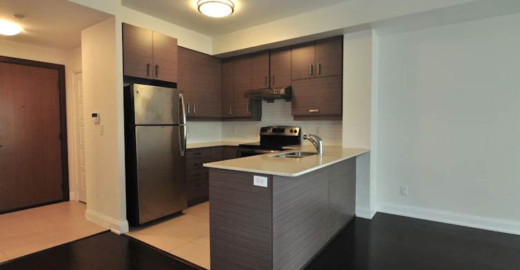 308-1 Uptown Drive, Markham, ON, L3R 5C1 - 2