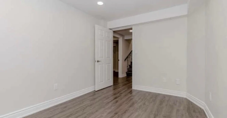 BSMT-715 Shanahan Boulevard, Newmarket, ON, L3X 1P8 - 5