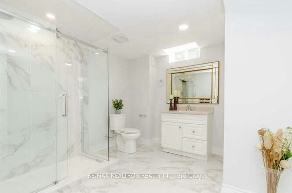 BSMT-715 Shanahan Boulevard, Newmarket, ON, L3X 1P8 - 8
