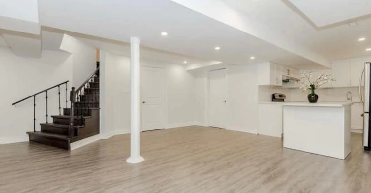 BSMT-715 Shanahan Boulevard, Newmarket, ON, L3X 1P8 - 3