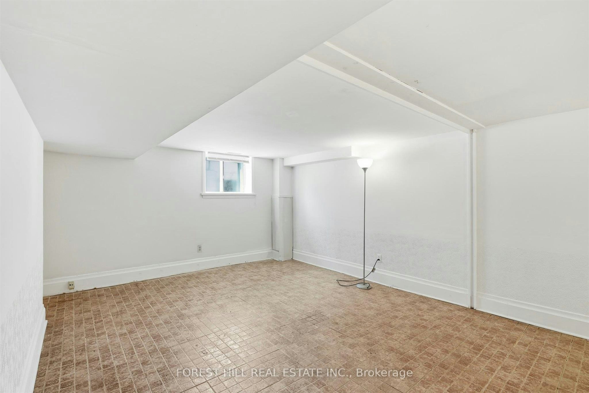 LOWER-36 Arnold Crescent, Richmond Hill, ON, L4C 3R5 - 10