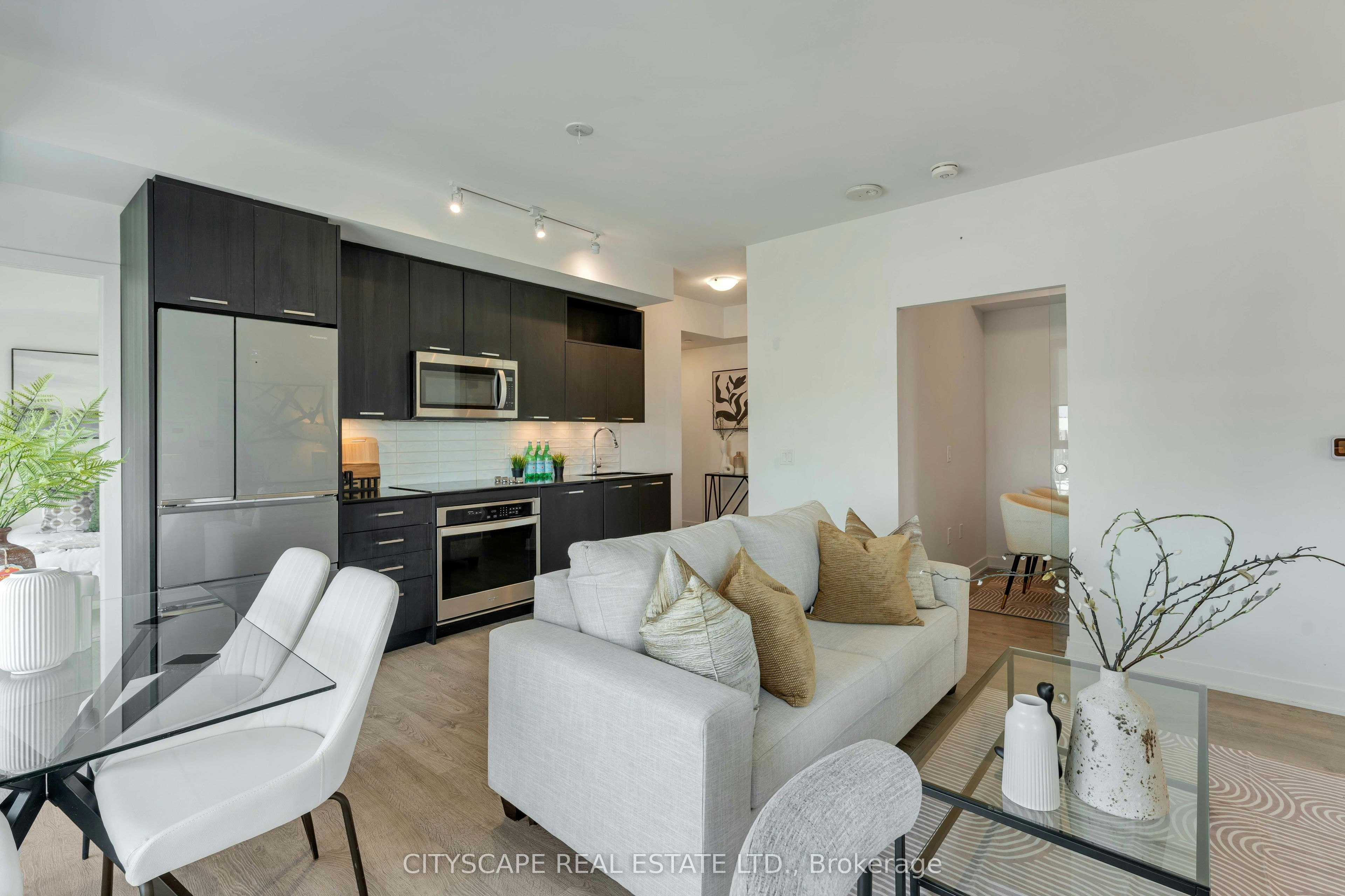 405-120 Eagle Rock Way, Vaughan, ON, L6A 5C2 - 20