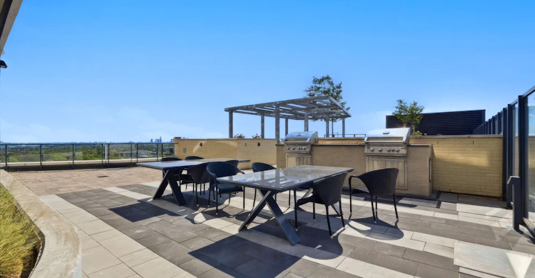 405-120 Eagle Rock Way, Vaughan, ON, L6A 5C2 - 45
