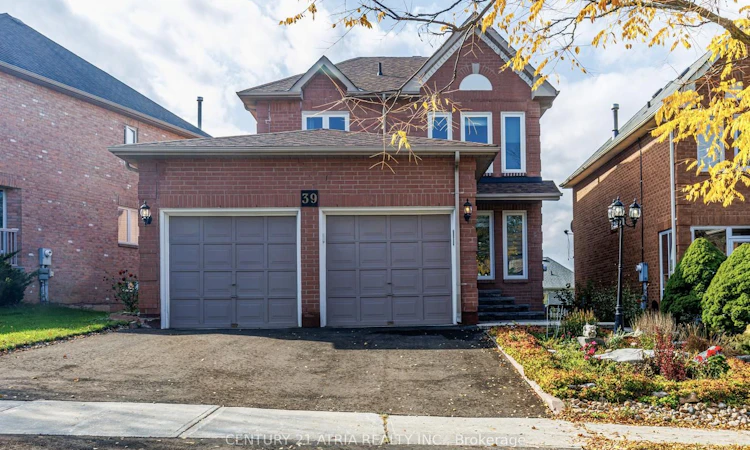 39 Chiswick Crescent