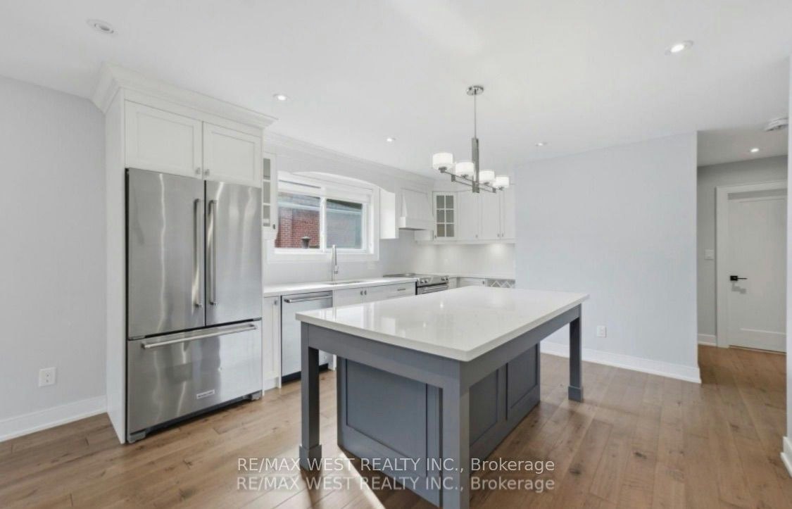 56 Seaton Drive, Aurora, ON, L4G 2K3 - 7