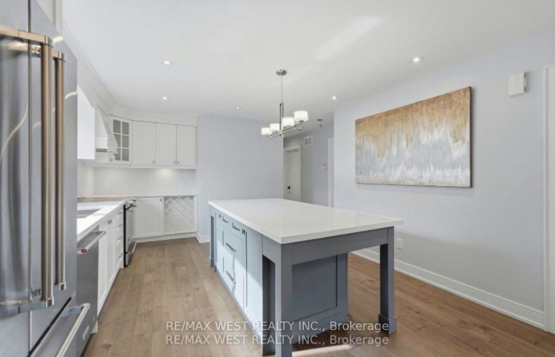 56 Seaton Drive, Aurora, ON, L4G 2K3 - 8