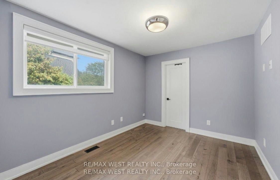 56 Seaton Drive, Aurora, ON, L4G 2K3 - 10