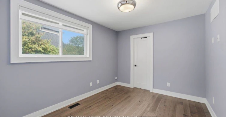 56 Seaton Drive, Aurora, ON, L4G 2K3 - 10