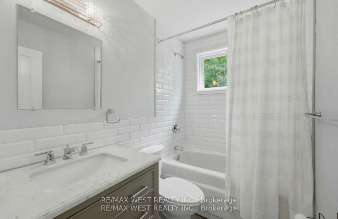 56 Seaton Drive, Aurora, ON, L4G 2K3 - 15