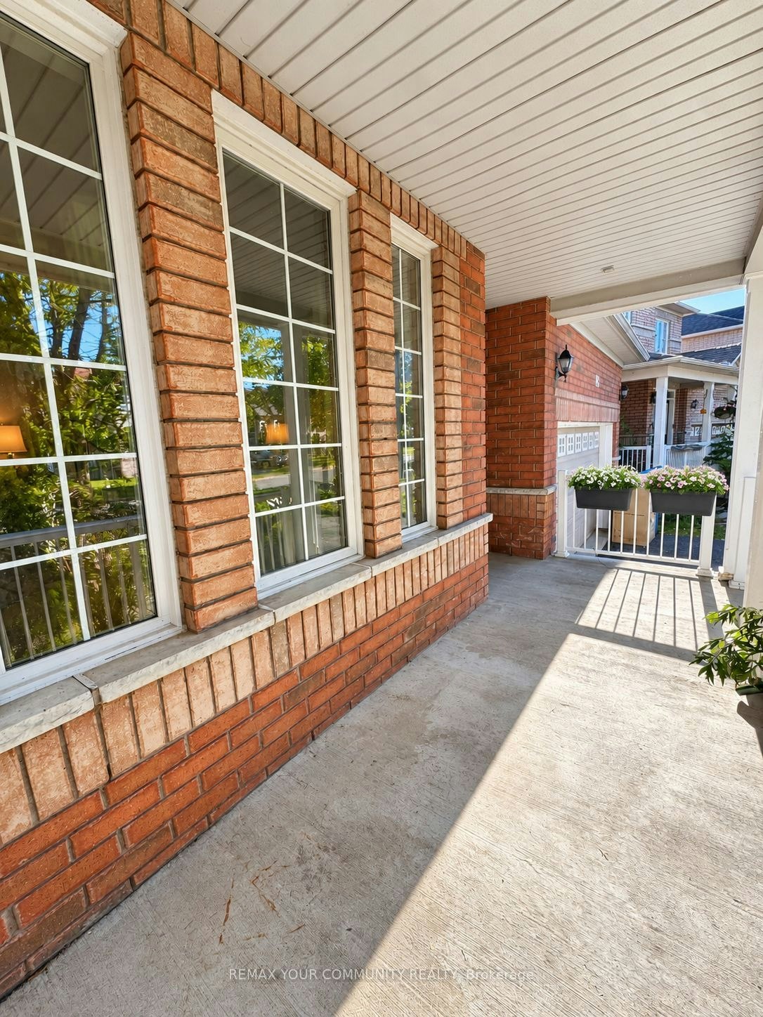 23 Limeridge Street, Aurora, ON, L4G 7S5 - 6