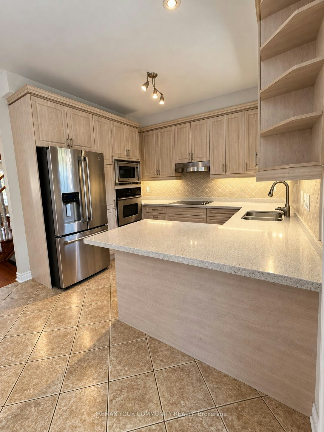 23 Limeridge Street, Aurora, ON, L4G 7S5 - 11