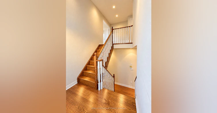 23 Limeridge Street, Aurora, ON, L4G 7S5 - 19
