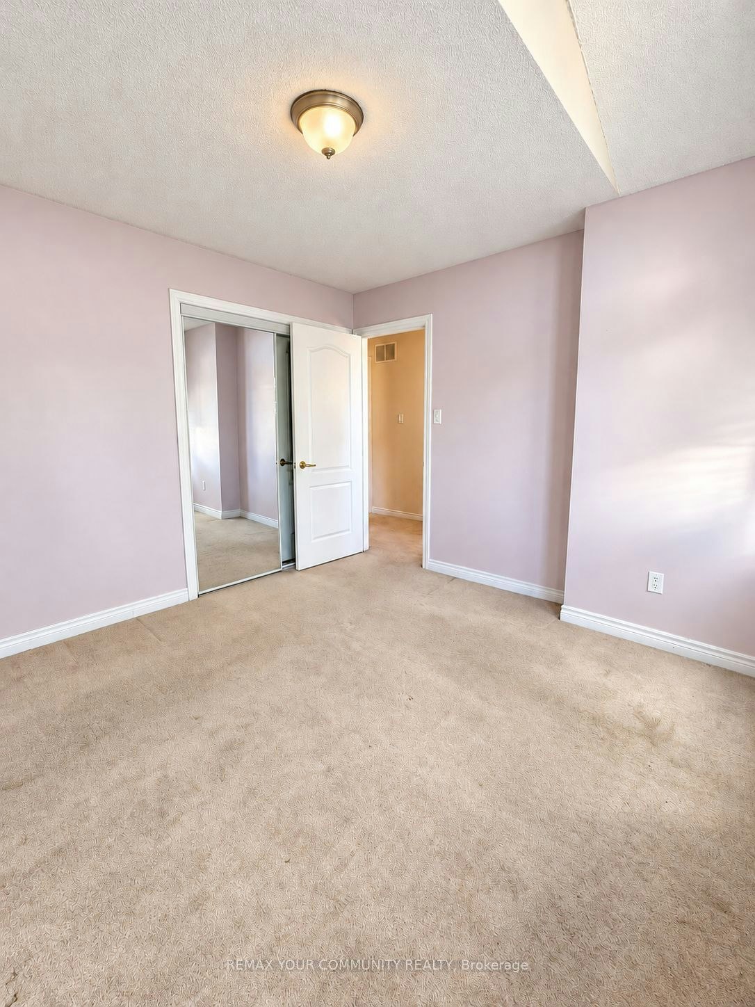 23 Limeridge Street, Aurora, ON, L4G 7S5 - 23