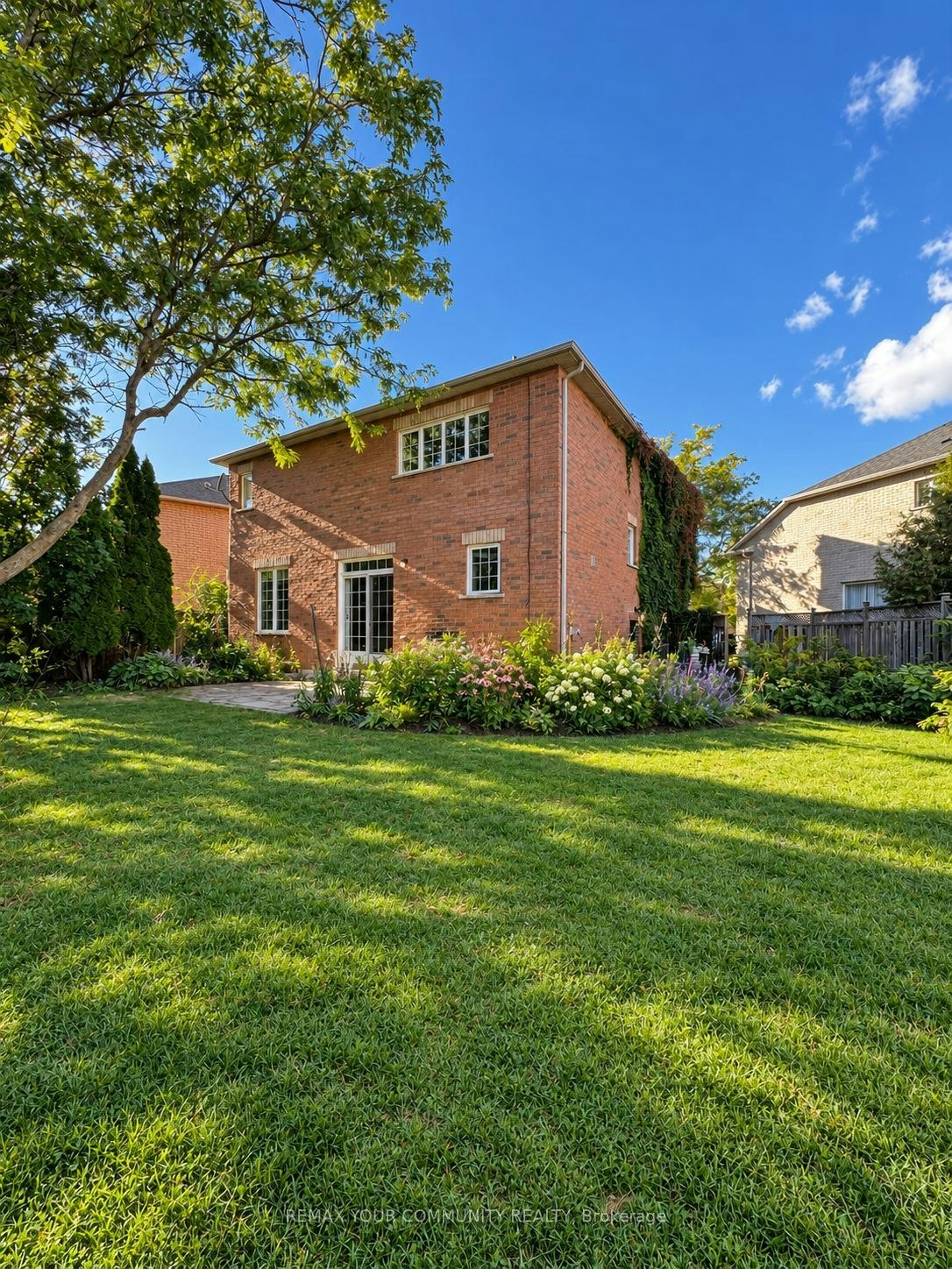 23 Limeridge Street, Aurora, ON, L4G 7S5 - 29