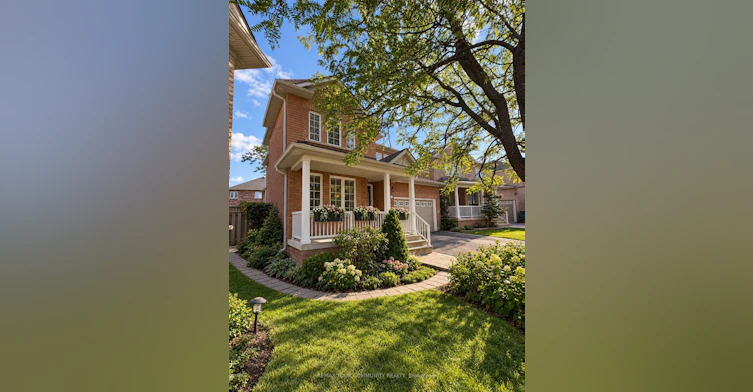 23 Limeridge Street, Aurora, ON, L4G 7S5 - 3
