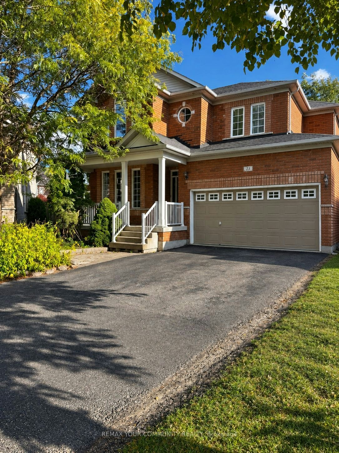 23 Limeridge Street, Aurora, ON, L4G 7S5 - 4