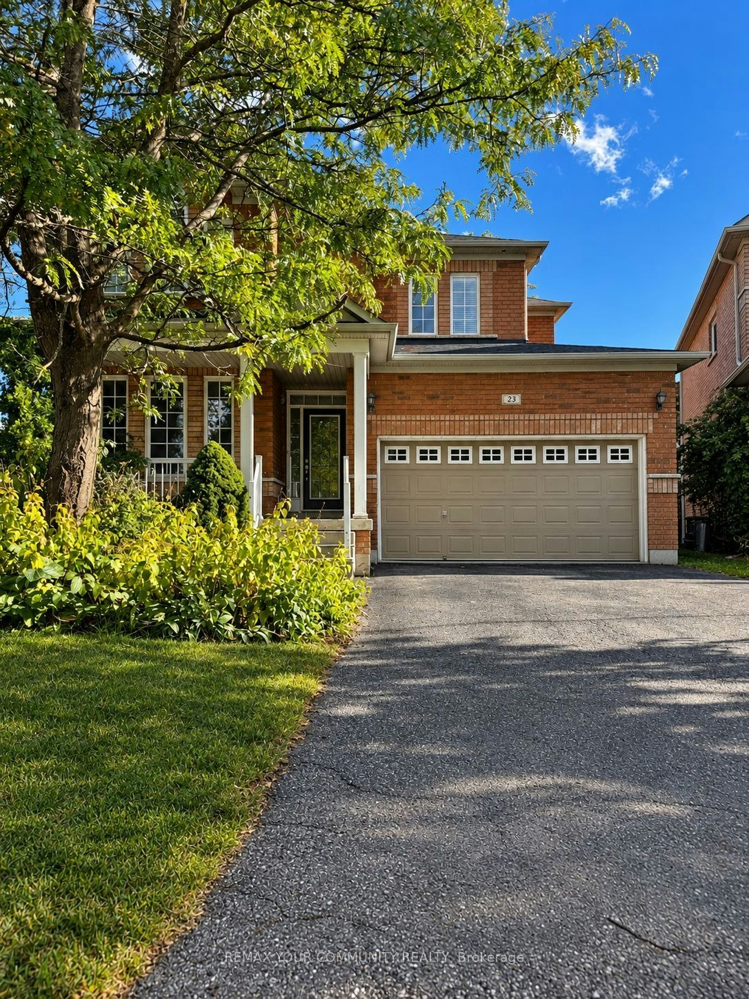 23 Limeridge Street, Aurora, ON, L4G 7S5 - 2