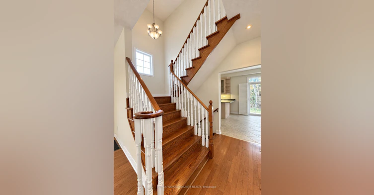 23 Limeridge Street, Aurora, ON, L4G 7S5 - 10