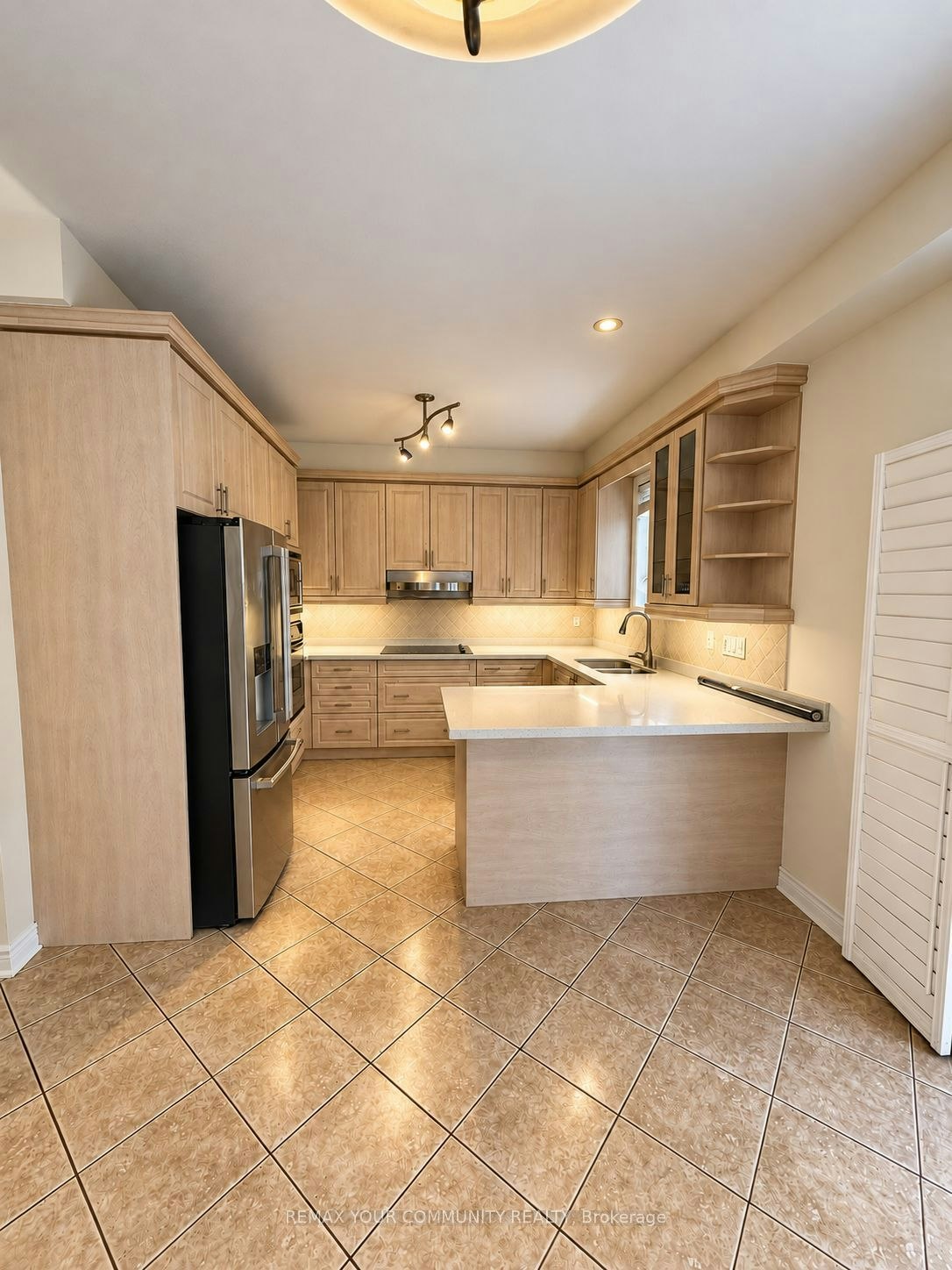 23 Limeridge Street, Aurora, ON, L4G 7S5 - 13