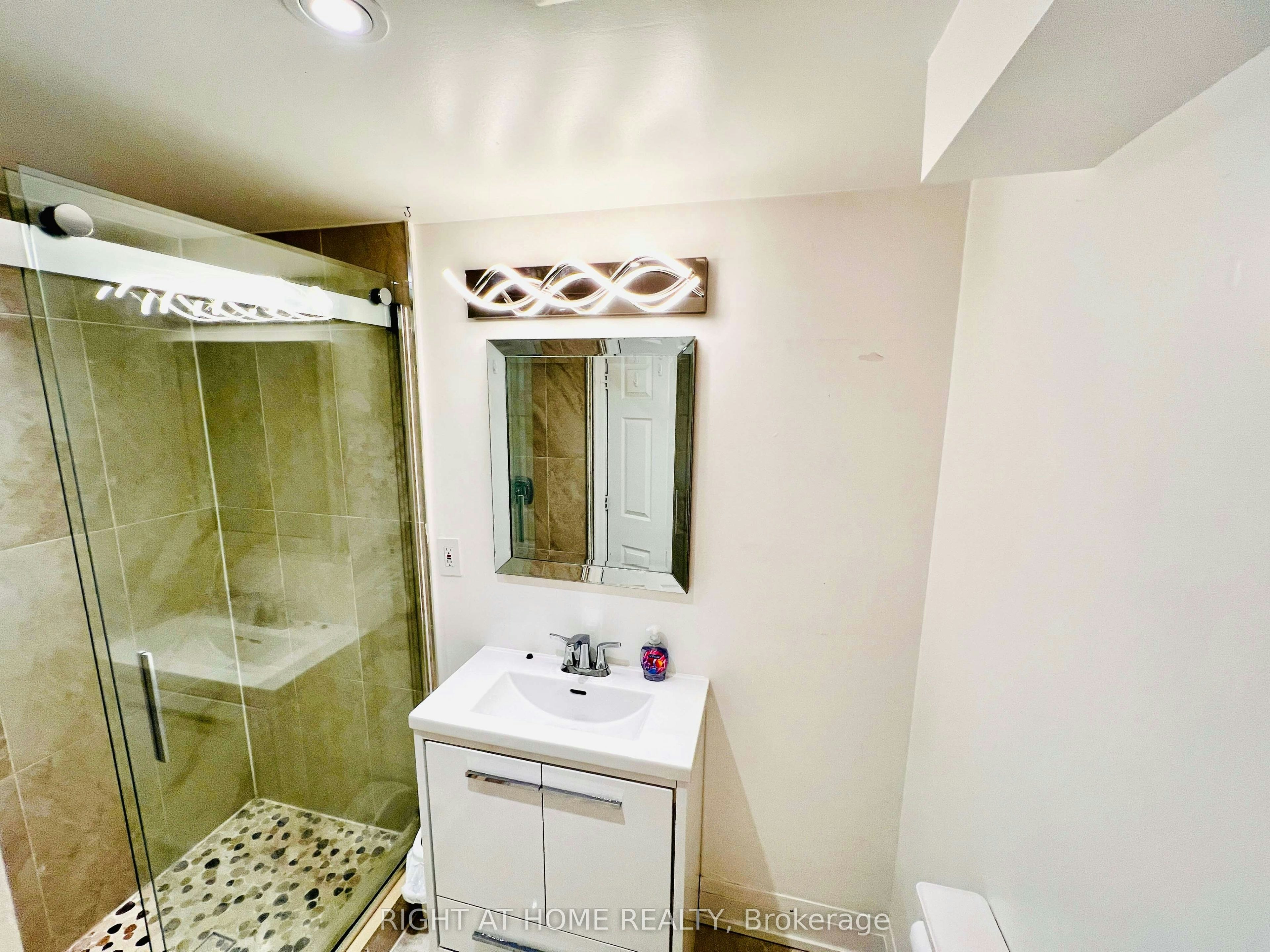 Basement-136 Don Head Village Boulevard, Richmond Hill, ON, L4C 7P4 - 23