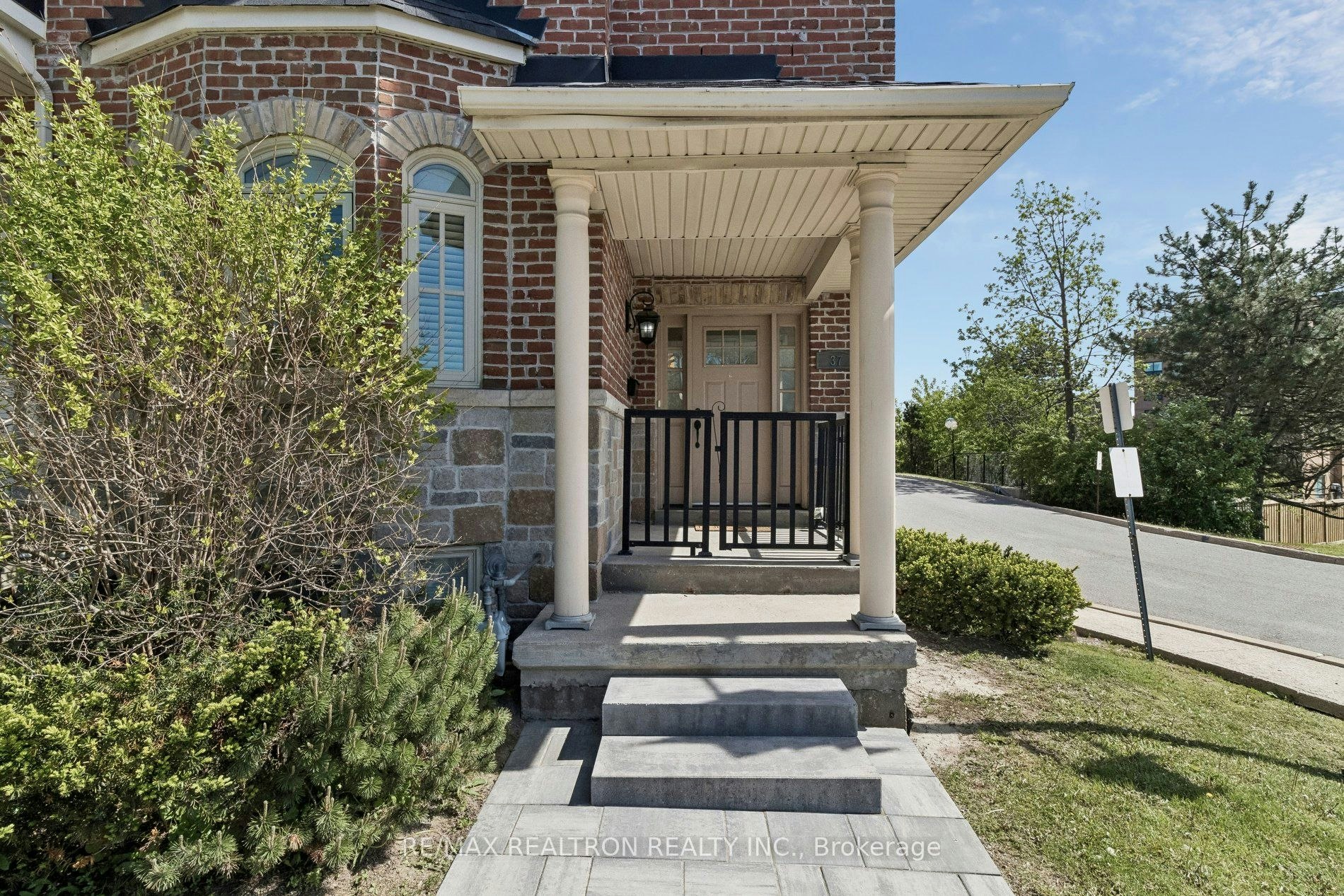 37 Bullock Drive, Markham, ON, L3P 8P1 - 4