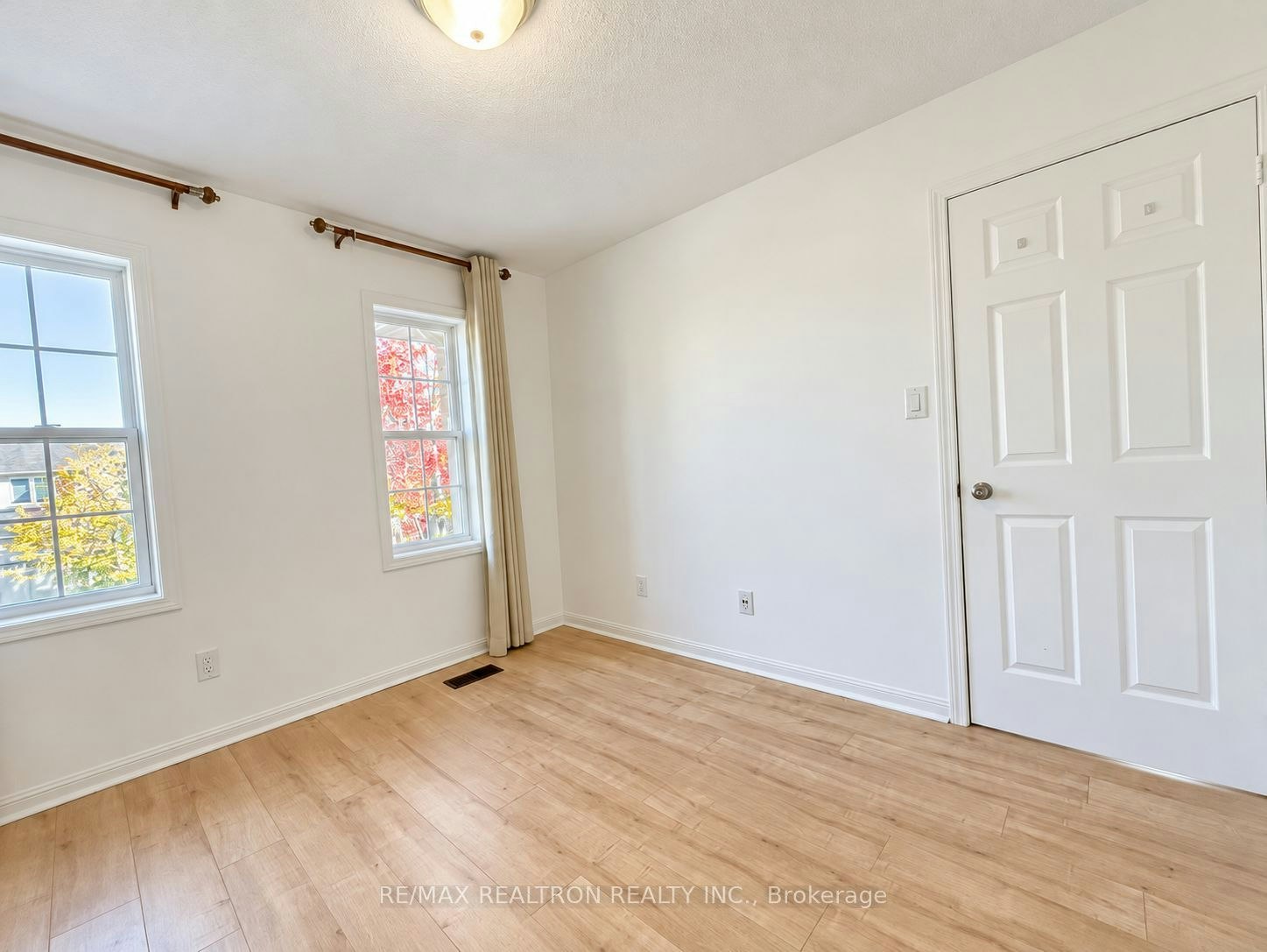 22 Bern Street, Markham, ON, L6E 1G6 - 11