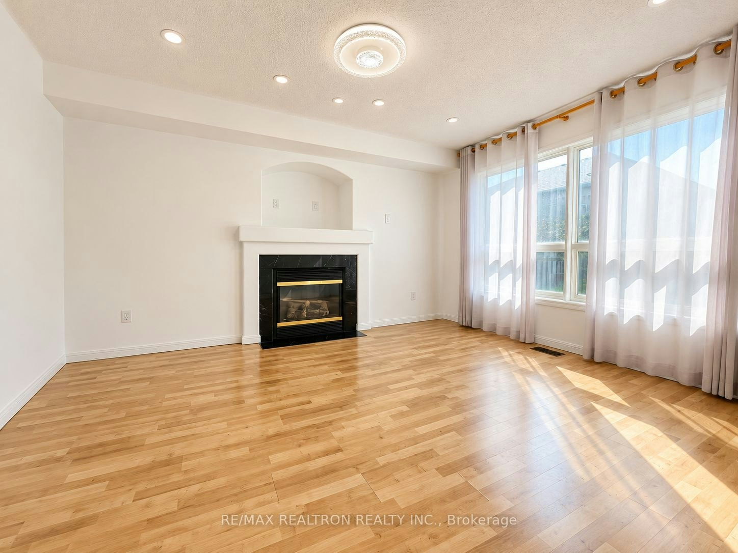 22 Bern Street, Markham, ON, L6E 1G6 - 7