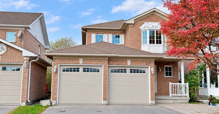 813 Stonehaven Avenue, Newmarket, ON, L3X 2K3