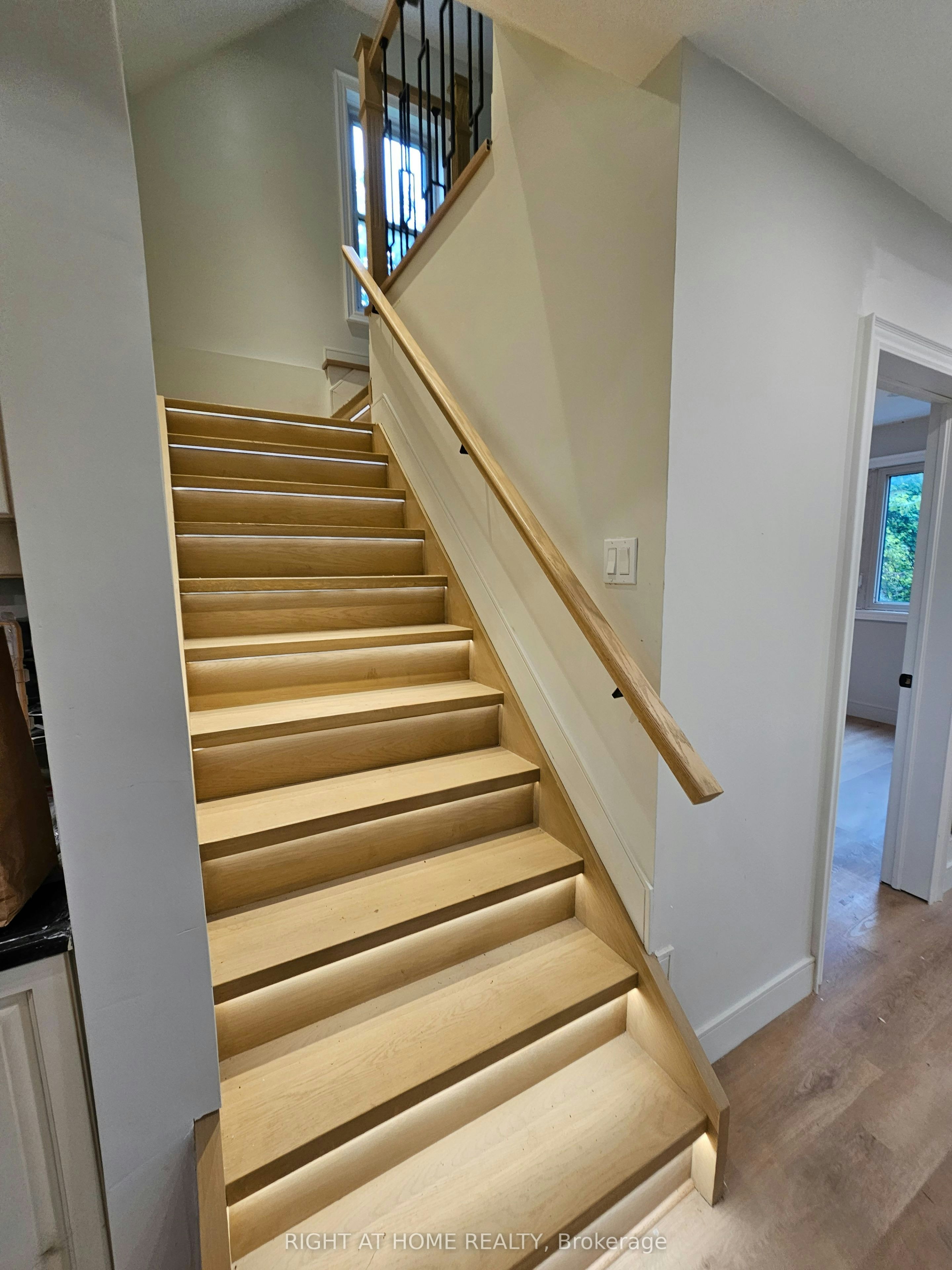 9291 Morning Glory Road, Georgina, ON, L0E 1N0 - 4