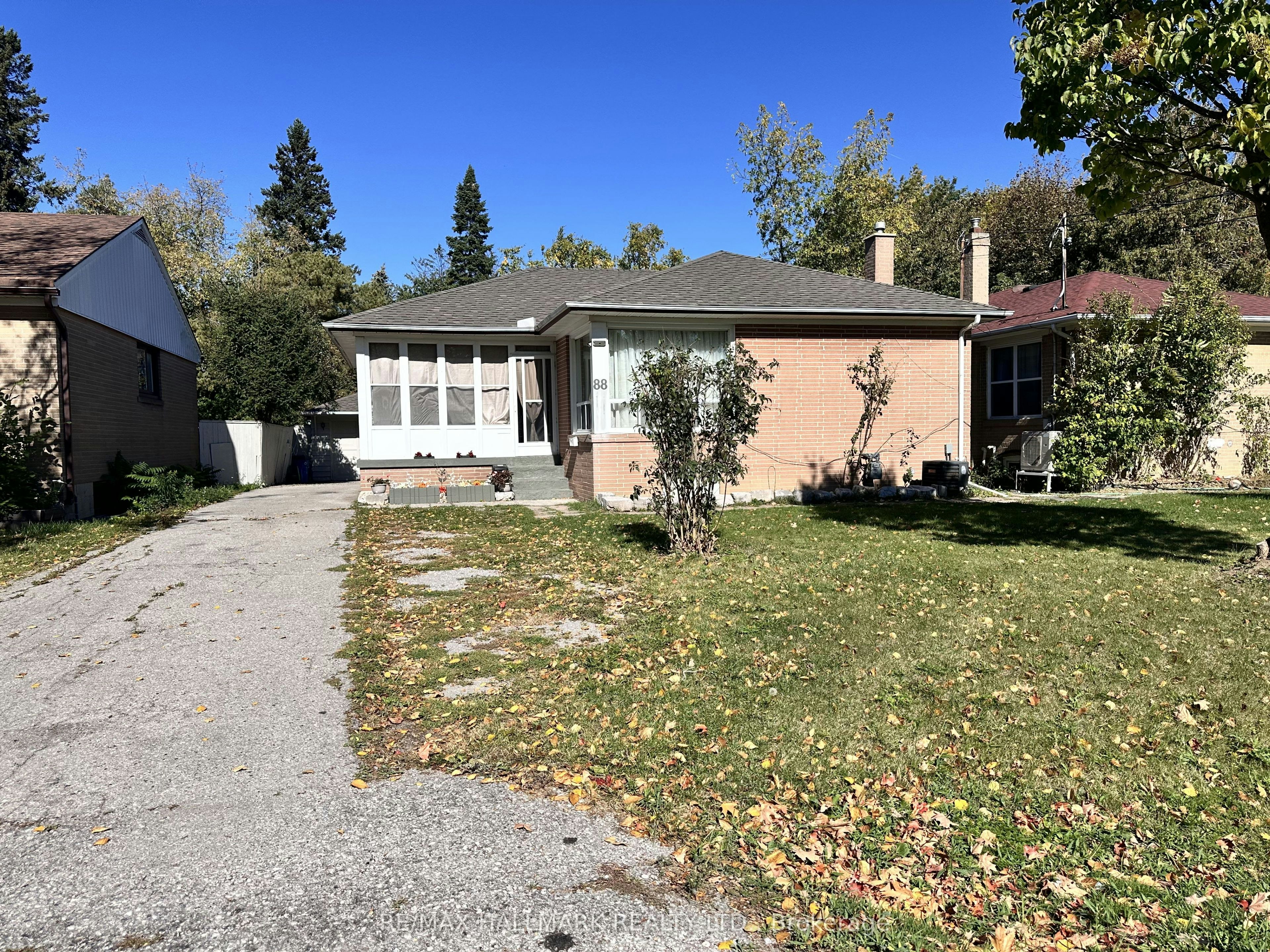 Lower-88 Rockport Crescent, Richmond Hill, ON, L4C 2L8
