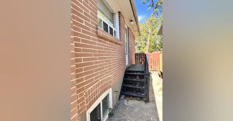 Lower-88 Rockport Crescent, Richmond Hill, ON, L4C 2L8 - 2